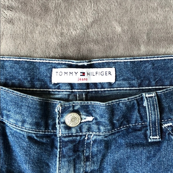 Tommy Hilfiger Jean Shorts - Picture 3 of 4
